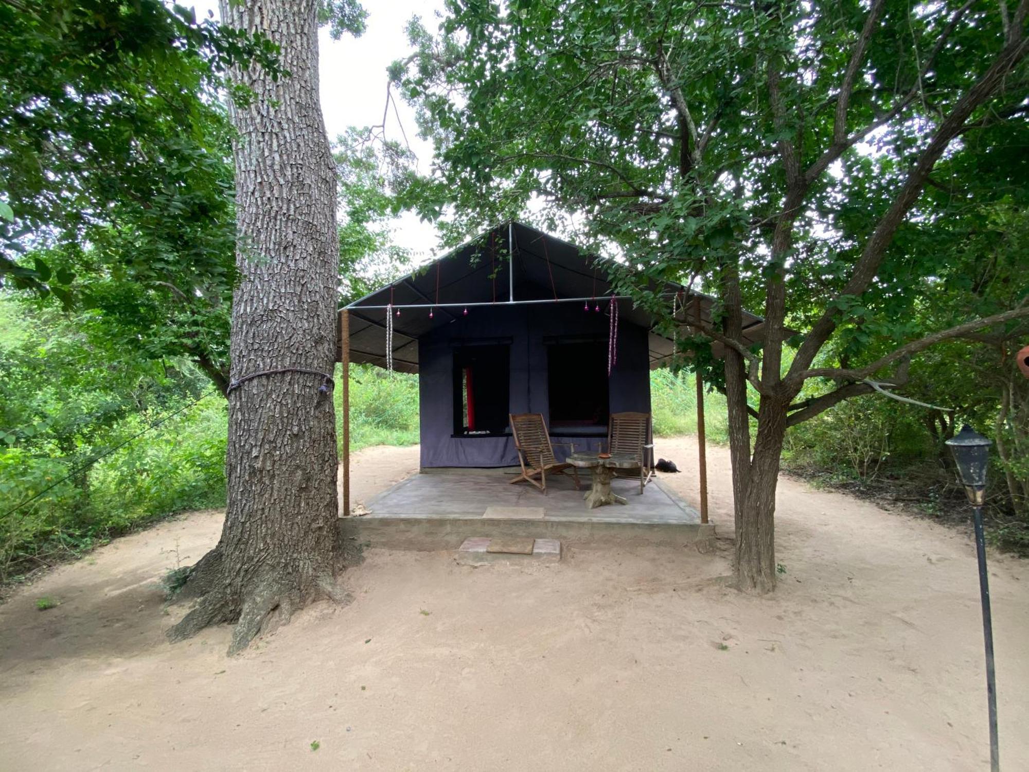 The Campers Lodge Yala Ngoại thất bức ảnh